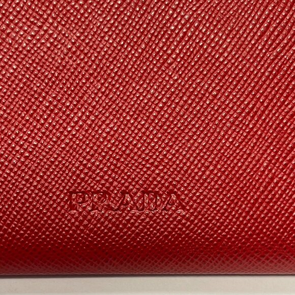 Prada Red Saffiano Slim Leather Envelope Clutch Wallet - Preowned - Picture 3 of 13